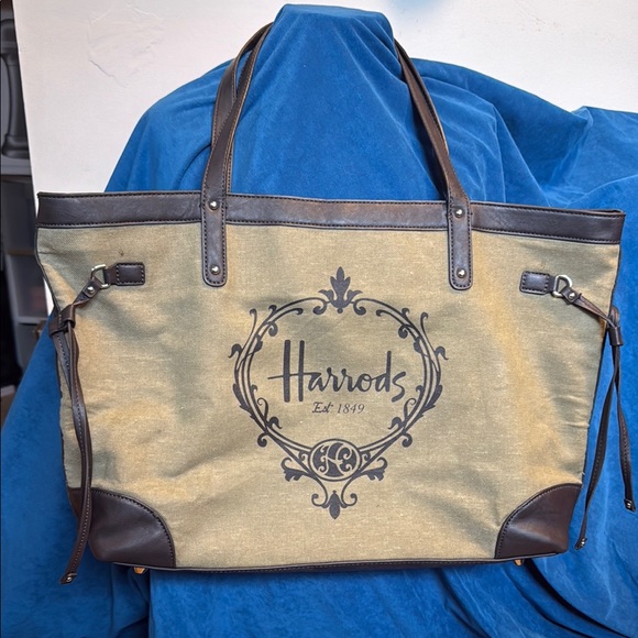 Harrods 2 piece HUGE canvas olive and Brown Tote Bag and matching wal… - Picture 1 of 7